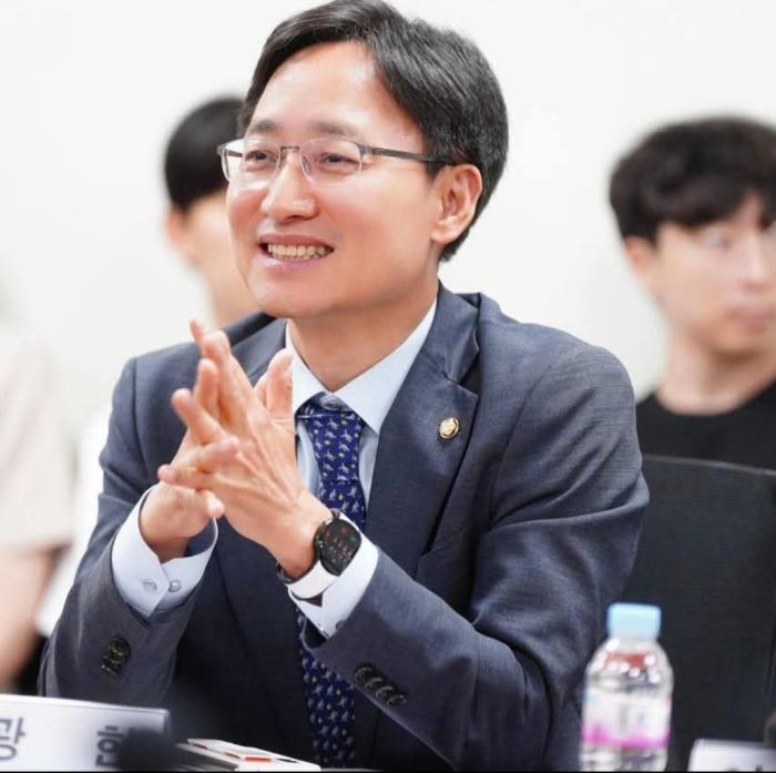 [속보]이재명 대통령, 신임 대통령비서실장에 임광현 국세청장 임명  